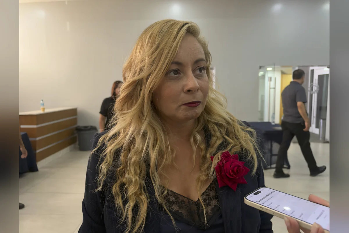 La presidenta de la Coalición Internacional de Turismo Médico y Cadena de Valor Baja California, Atzimba Villegas, dijo que en los próximos cinco años llegarán siete millones de estadounidenses a vivir a la entidad. Foto: Valeria Ugarte.