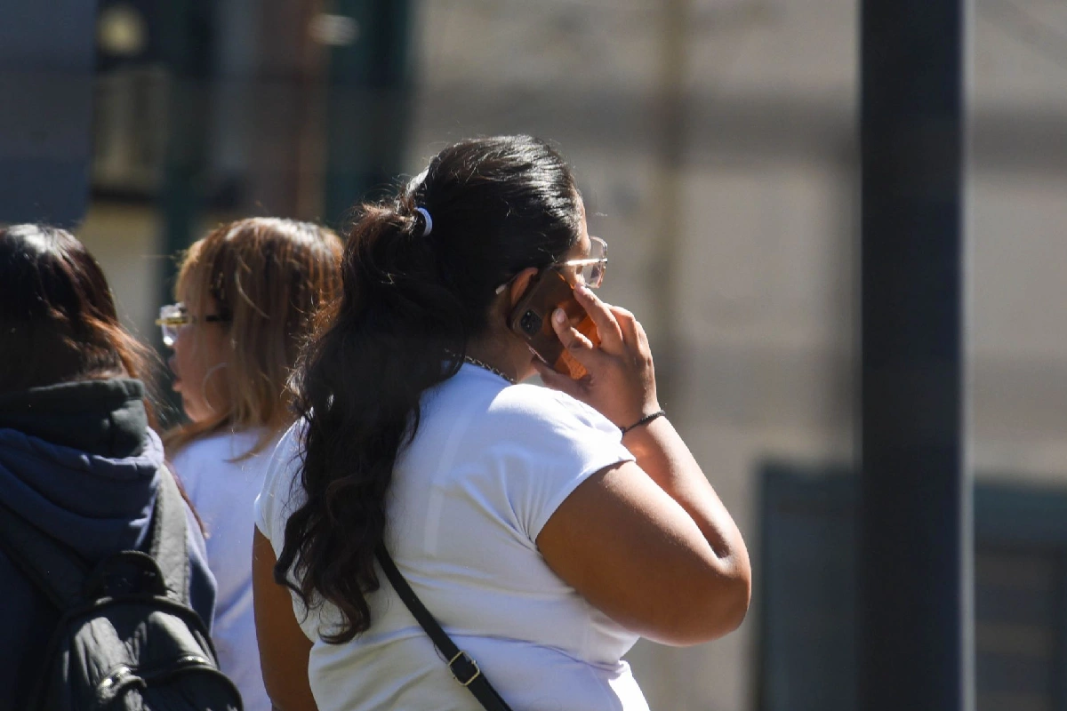 Corte radica en juzgados especializados amparos sobre lineamientos de telefonía móvil