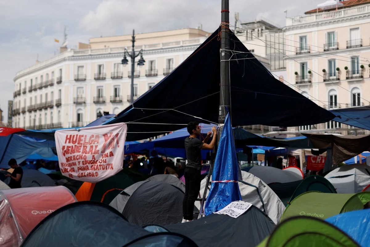 Congreso español rechaza decreto que limitaba desalojos y protegía a inquilinos vulnerables