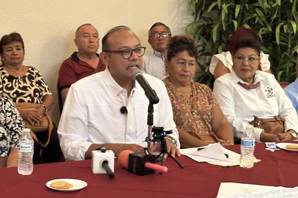Luis Gamero Barranco busca la alcaldía de Othón P. Blanco.