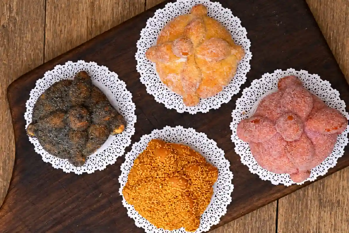 variedad de pan de muerto