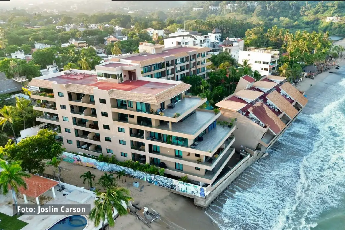 Colapsan torres de Punta Paraíso en San Pancho, Nayarit; Profepa evalúa protocolos de emergencia