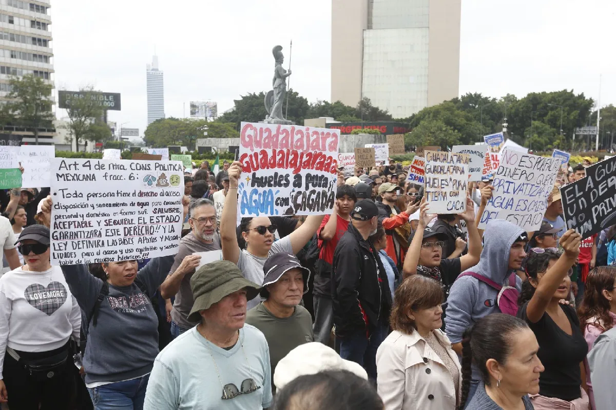 Liberan a 32 de las 39 personas detenidas arbitrariamente en protestas por el agua en Jalisco