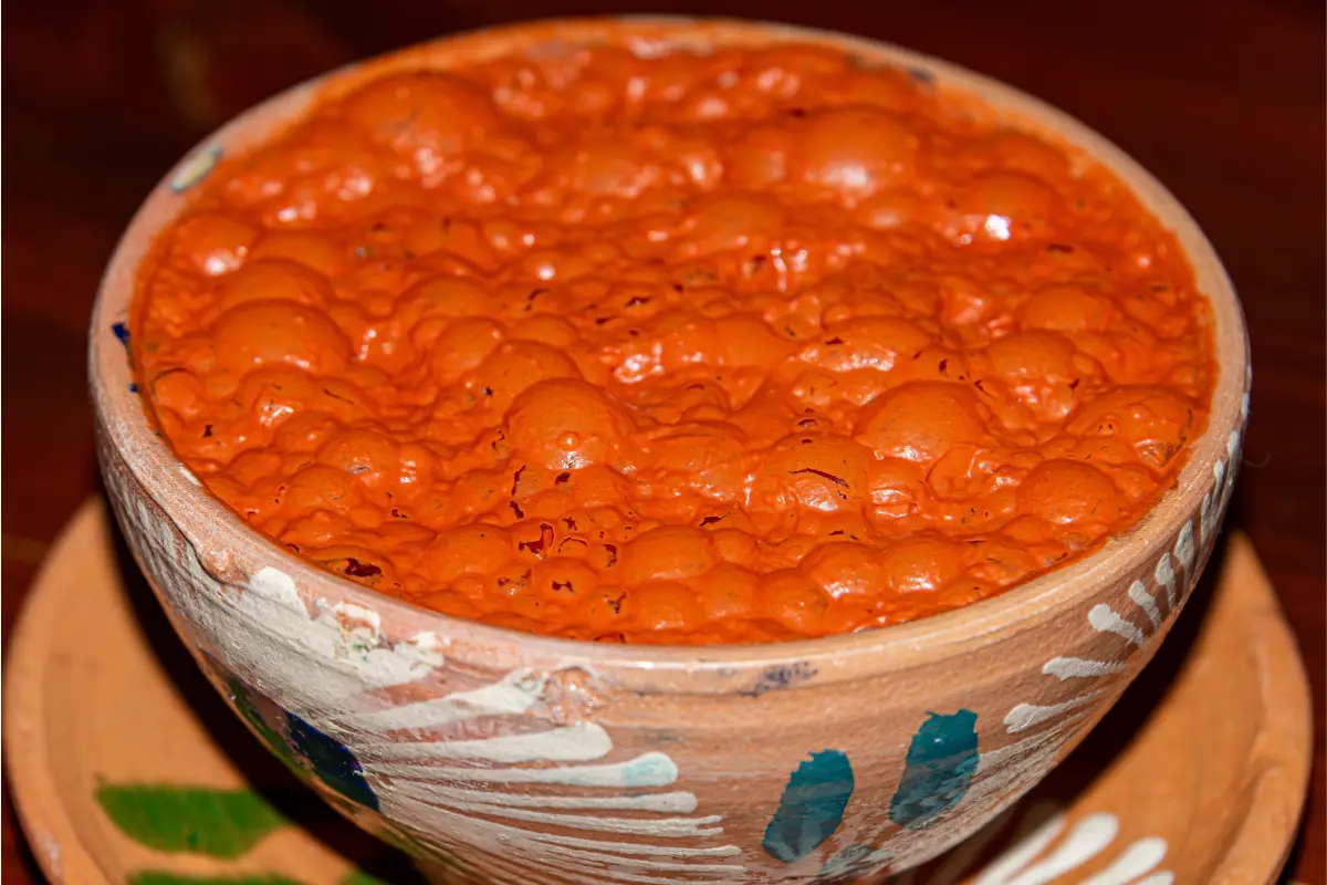 Bebidas roja espumosa