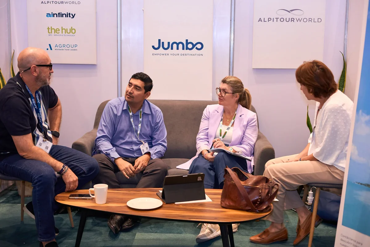 Durante tres días hubo reuniones de negocios entre prestadores de servicio de Quintana Roo y compradores de varios países. Foto: Asociación de Hoteles.