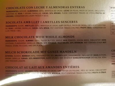 Chocolate con leche y almendras ingredient label