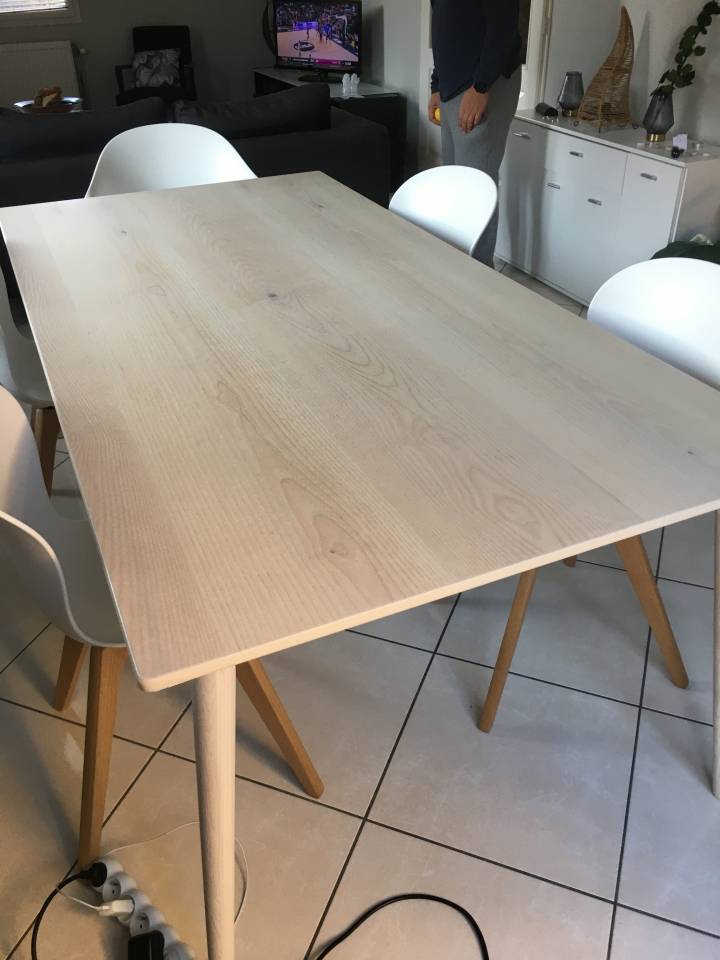 Table de salle à manger