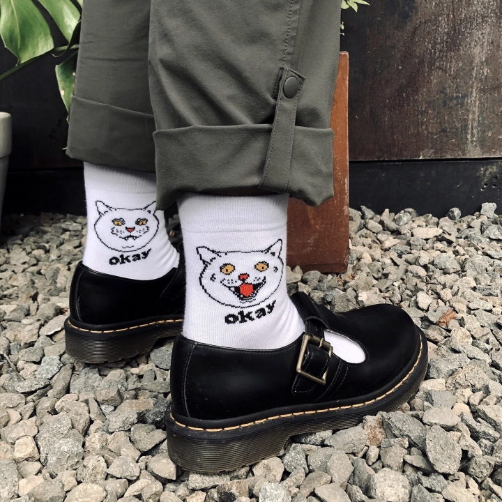 "Okay' Socks dari Sad Cat Club