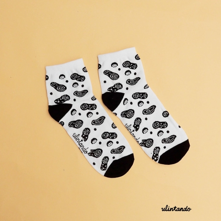 Illustration Socks by Ulintando