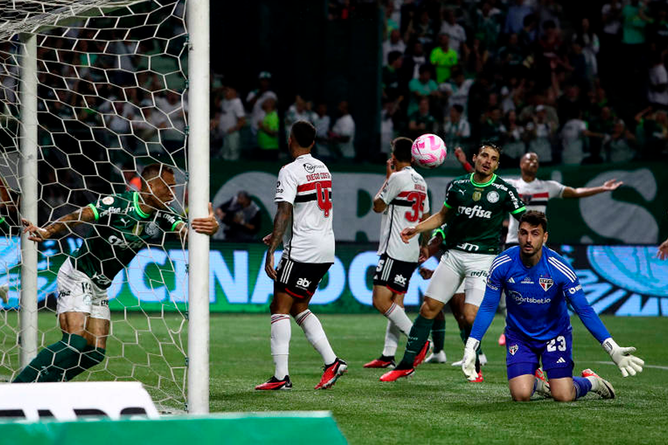 Palmeiras 5x0 São Paulo, pelo Brasileirão de 2023, foi um dos jogos apontados por John Textor como manipulado. Foto: Reprodução