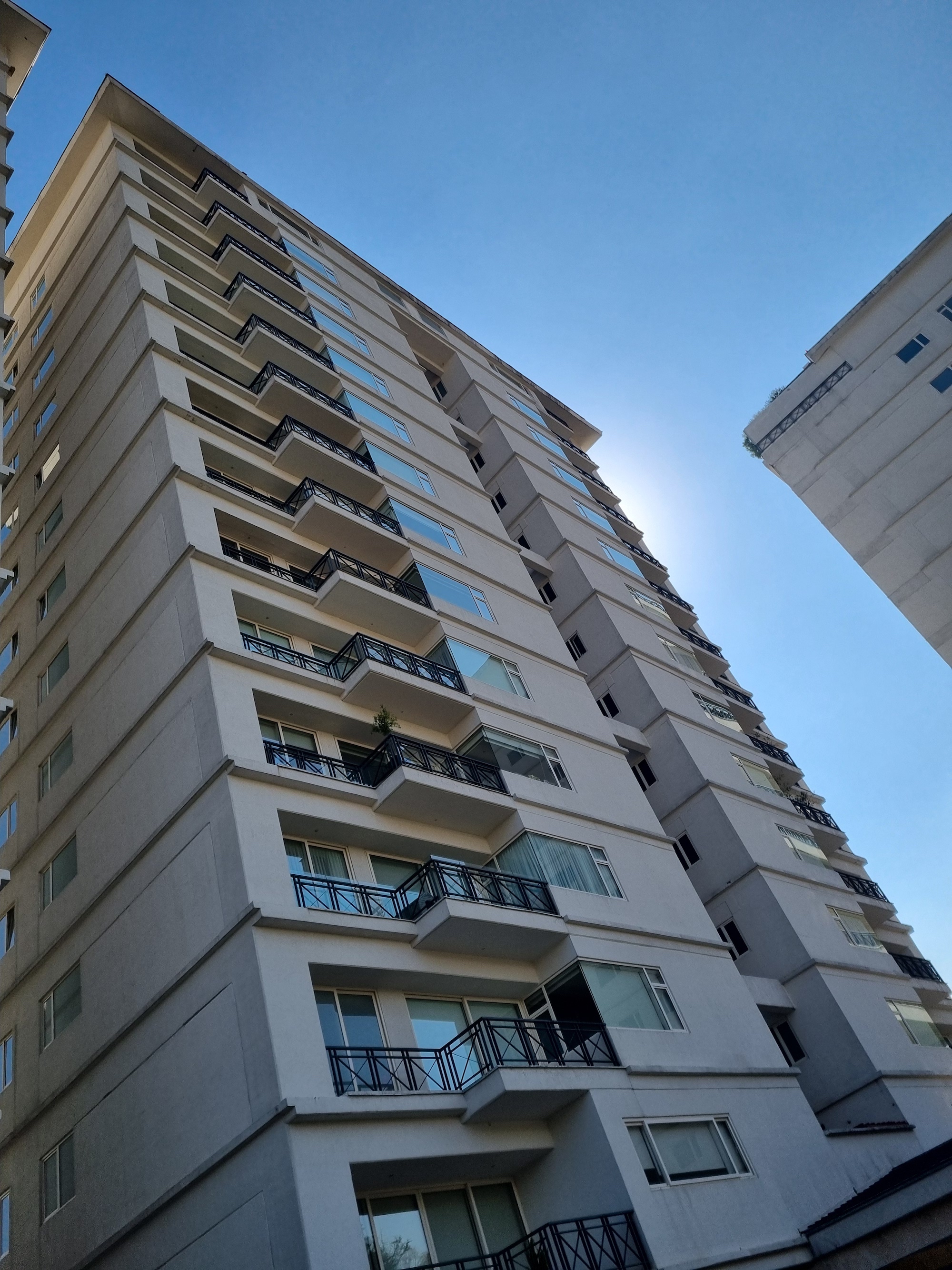 Espectacular departamento en Bosque Real.