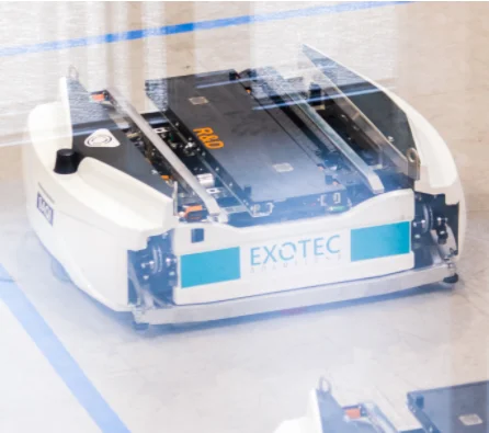 Base mobile robot AGV AMR Logistique Skypod Exotec Solutions
