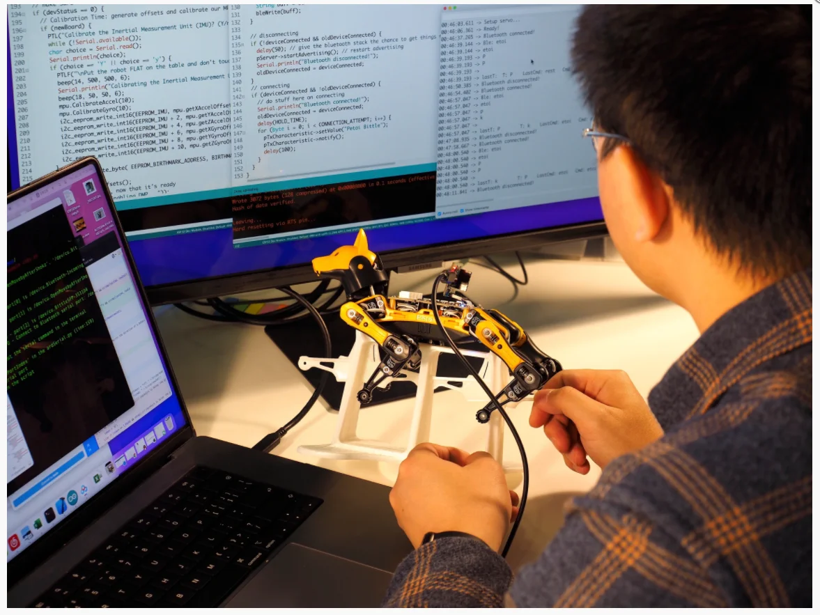Kit robot chien mini STEM loisir open source Bittle PetOi OpenCat à monter et à programmer - Image 4