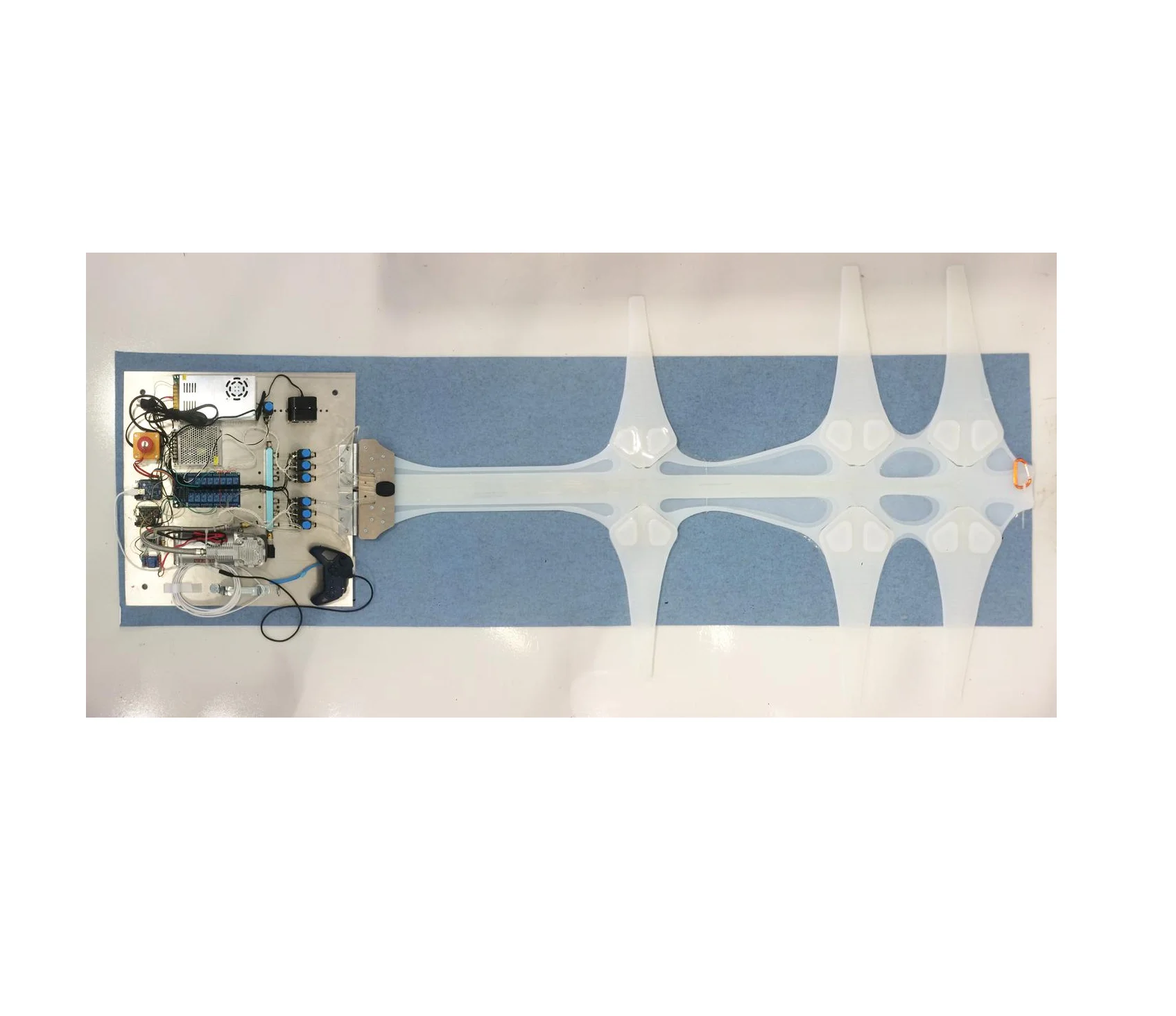 Recherche développement robot surface pneumatique  Zéro G transparent transformable et adaptable Spatial Flux MIT