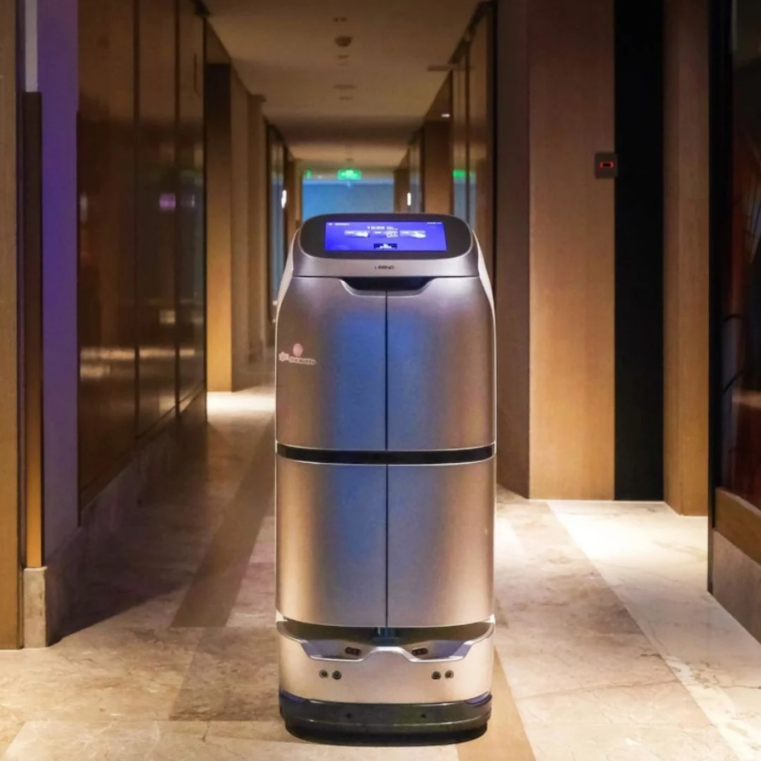 Robot de service livraison de plateaux restaurant Keenbot W3 SoftBank Robotics - Image 2