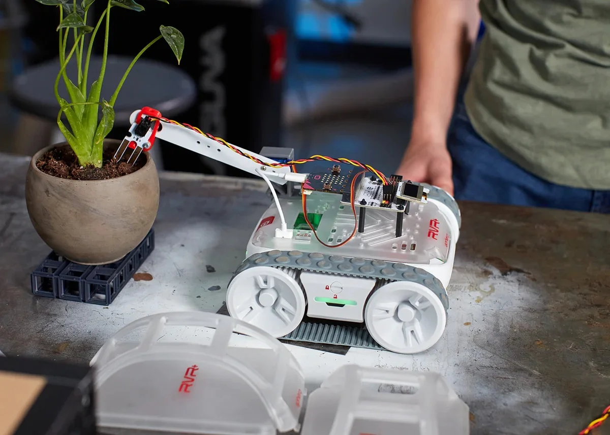 Robot éducatif à programmer RVR+ Sphero - Image 2