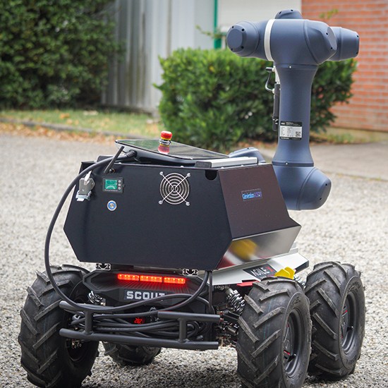 Robot Leobotics - Robot Mobile Bras Robotique Scoutsan 7