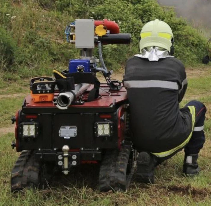 Robot pompier tout-terrain Tec800 Angatec - Image 3