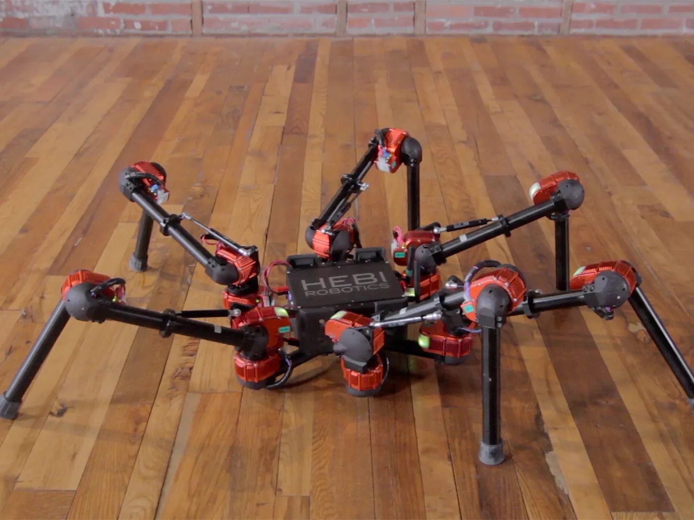 Robot Leobotics - Robot Recherche Daisy 18 Dof Hexapod Hebi Robotics 2