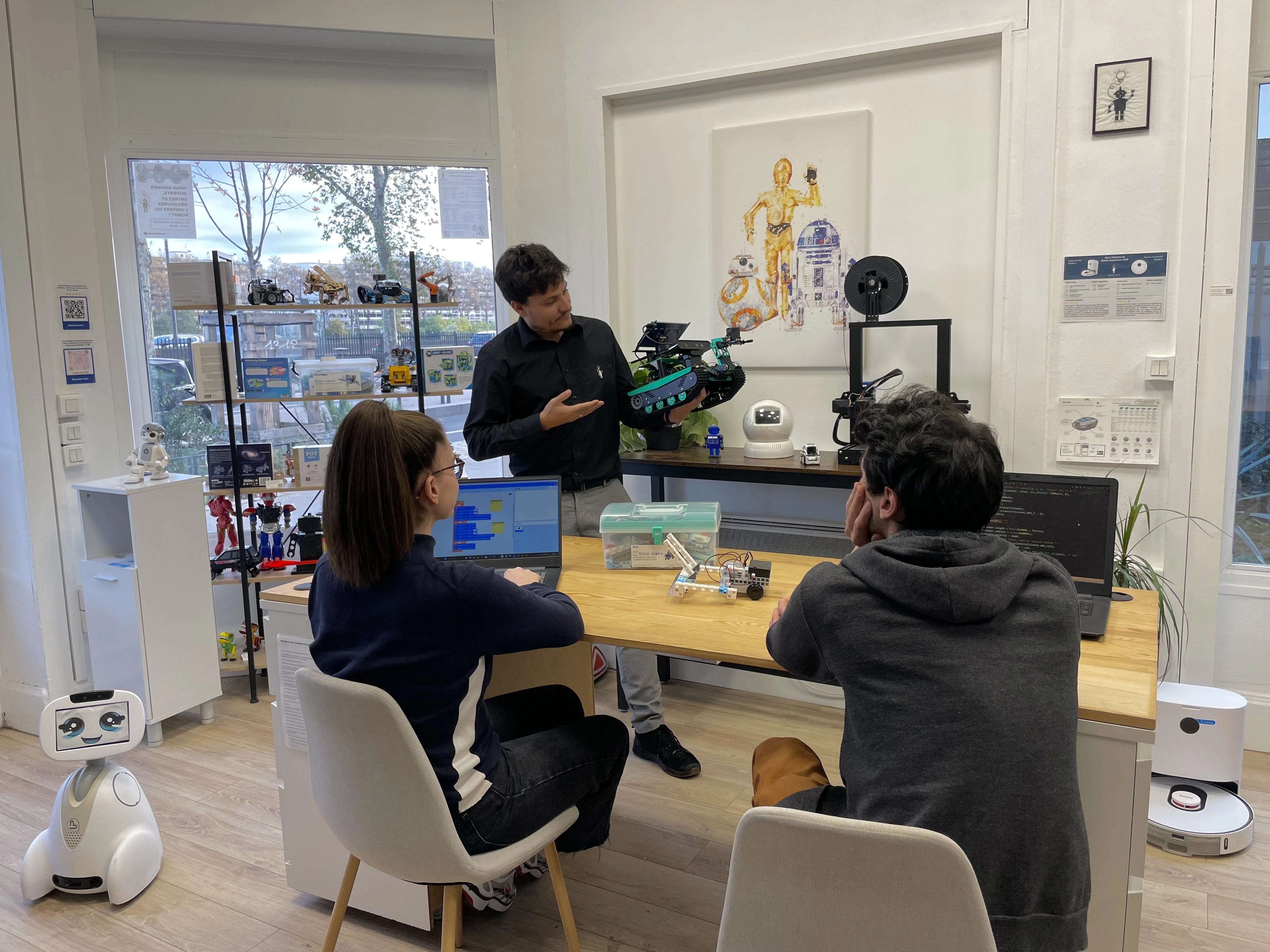 Expertise et services Leobotics - Magasin formation robotique