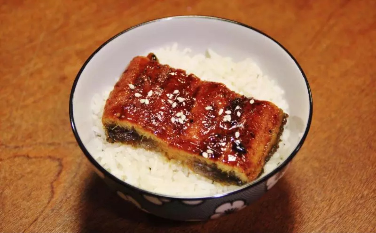 旬之野菜飯配蒲燒鰻魚及南瓜餅（送指定飲品）