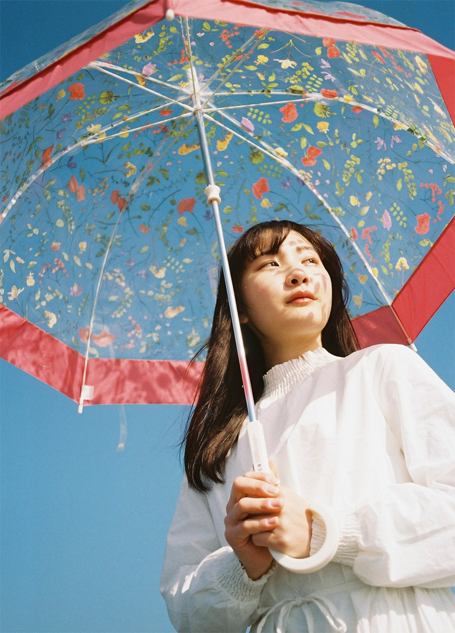 FLOWER UMBRELLA PLASTIC RED