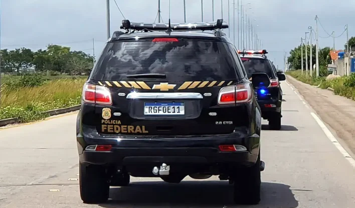 Cinco pessoas foram presas na Operação Contragolpe, da Polícia Federal.