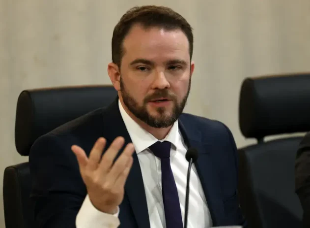 Governo estuda ajustes no BPC para facilitar votação do pacote fiscal