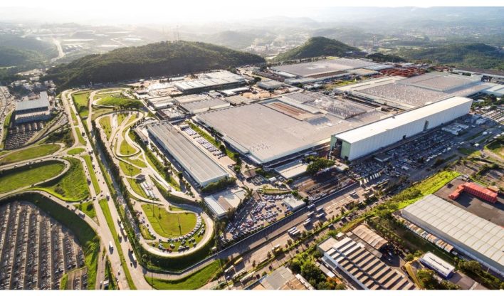 Polo automotivo da Stellantis de Betim