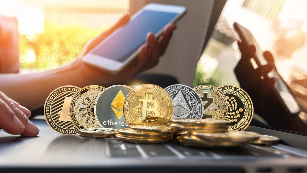 O que é criptomoeda? O guia das moedas digitais descentralizadas