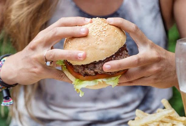 Cramer apontou que a margem de lucro por restaurante foi um destaque positivo, já que superou as expectativas.