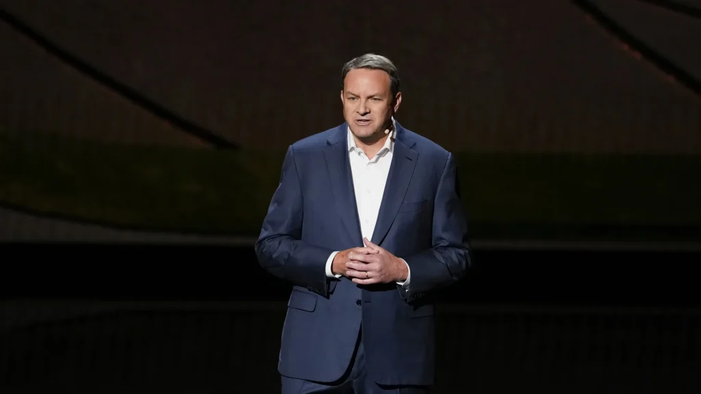 Mark Lazarus, na apresentação do NBCUniversal, no Radio City Music Hall, em Nova York, na segunda -feira, 13 de maio de 2024.