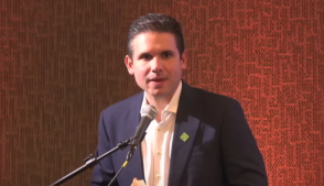 'Custo Brasil é um peso que sufoca a indústria', diz Hugo Motta