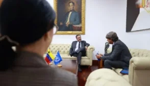 O ministro das Relações Exteriores da Venezuela, Yván Gil, anunciou na terça-feira (26) que se reuniu com Gianluca Rampolla, Coordenador Residente da ONU no país.