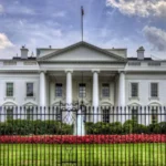 Casa Branca determina início de paralisação nos EUA após derrota de Trump no Senado