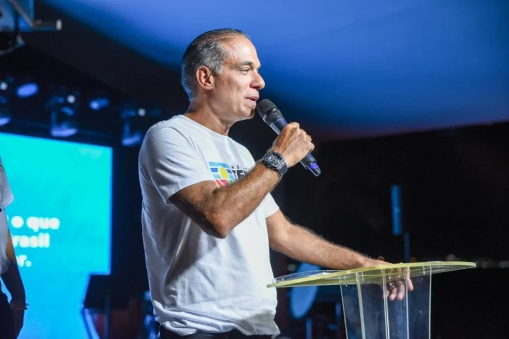 Quem é Augusto Ferreira Lima, o controlador por trás do Banco Pleno