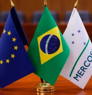 Bandeiras da União Europeia, Brasil e Mercosul
