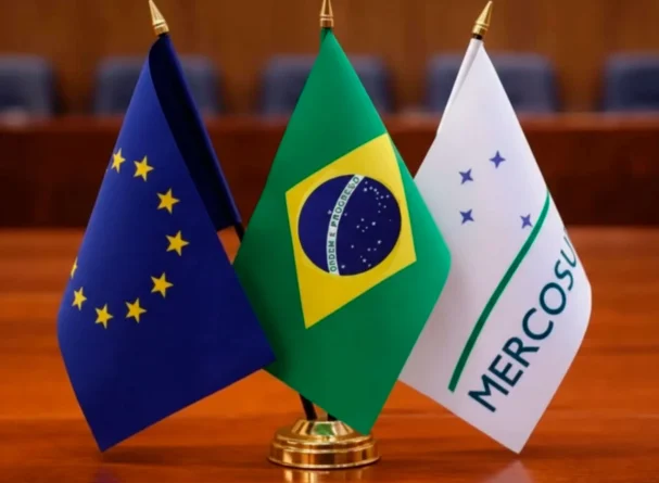 Bandeiras da União Europeia, Brasil e Mercosul