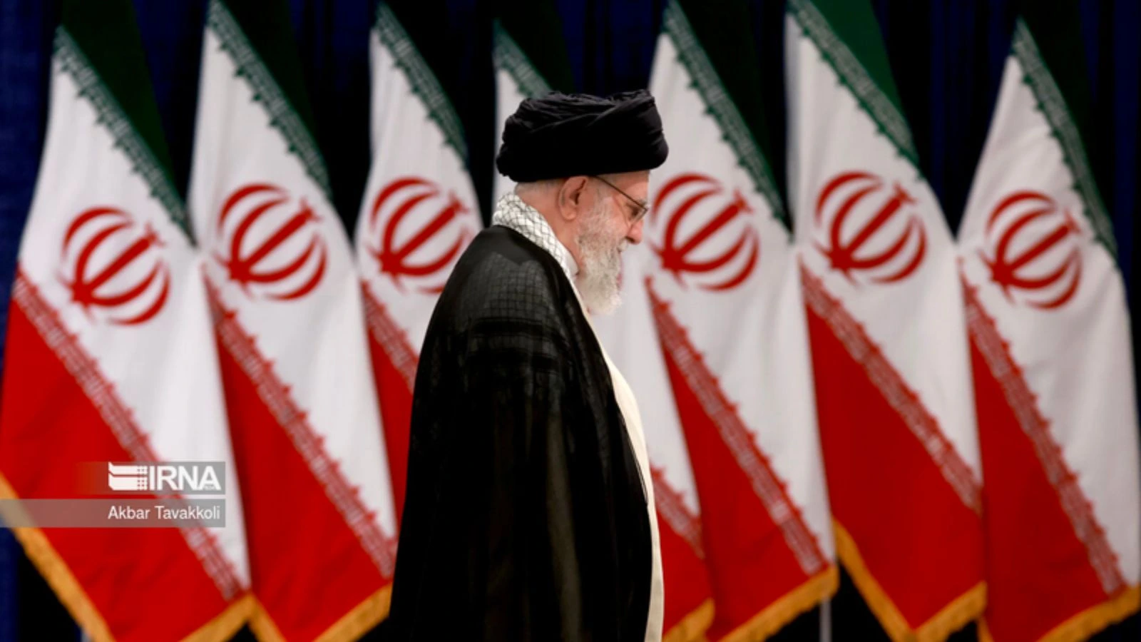 Irã confirma que líder Ali Khamenei está morto