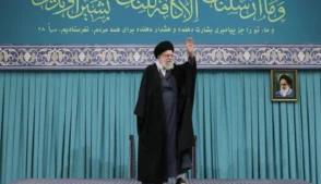 O homem mais poderoso do Irã, o líder supremo e aiatolá Ali Khamenei, tem 86 anos.