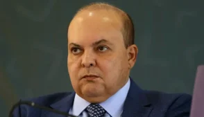 O presidente da Câmara Legislativa do Distrito Federal (CLDF), Wellington Luiz (MDB), arquivou três pedidos de impeachment apresentados contra o governador Ibaneis Rocha (MDB).