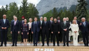 Líderes mundiais durante a Cúpula de Líderes do G7 em Kananaskis, Alberta, Canadá, em 17 de junho de 2025
