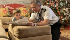 Um menino de apenas 5 anos, apaixonado por aviação, surpreendeu executivos de uma das maiores companhias aéreas dos Estados Unidos ao identificar um erro técnico em um material oficial. William Hines, que gosta de estudar aviões, recebeu de presente um manual de treinamento da Southwest Airlines – e acabou fazendo uma descoberta que passou despercebida por profissionais experientes.