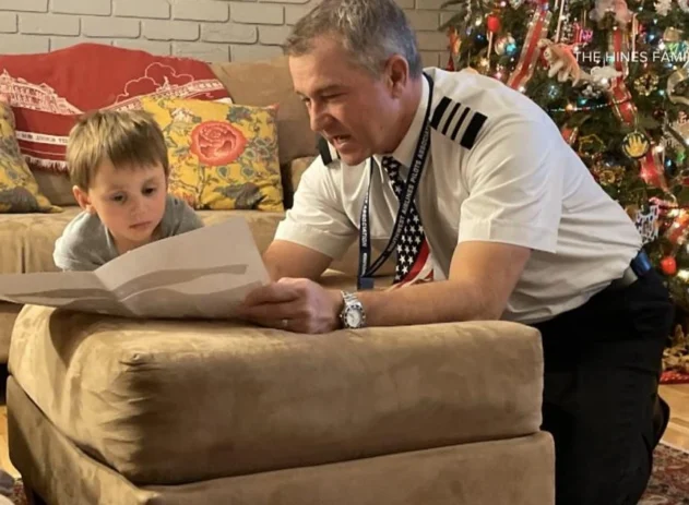 Um menino de apenas 5 anos, apaixonado por aviação, surpreendeu executivos de uma das maiores companhias aéreas dos Estados Unidos ao identificar um erro técnico em um material oficial. William Hines, que gosta de estudar aviões, recebeu de presente um manual de treinamento da Southwest Airlines – e acabou fazendo uma descoberta que passou despercebida por profissionais experientes.