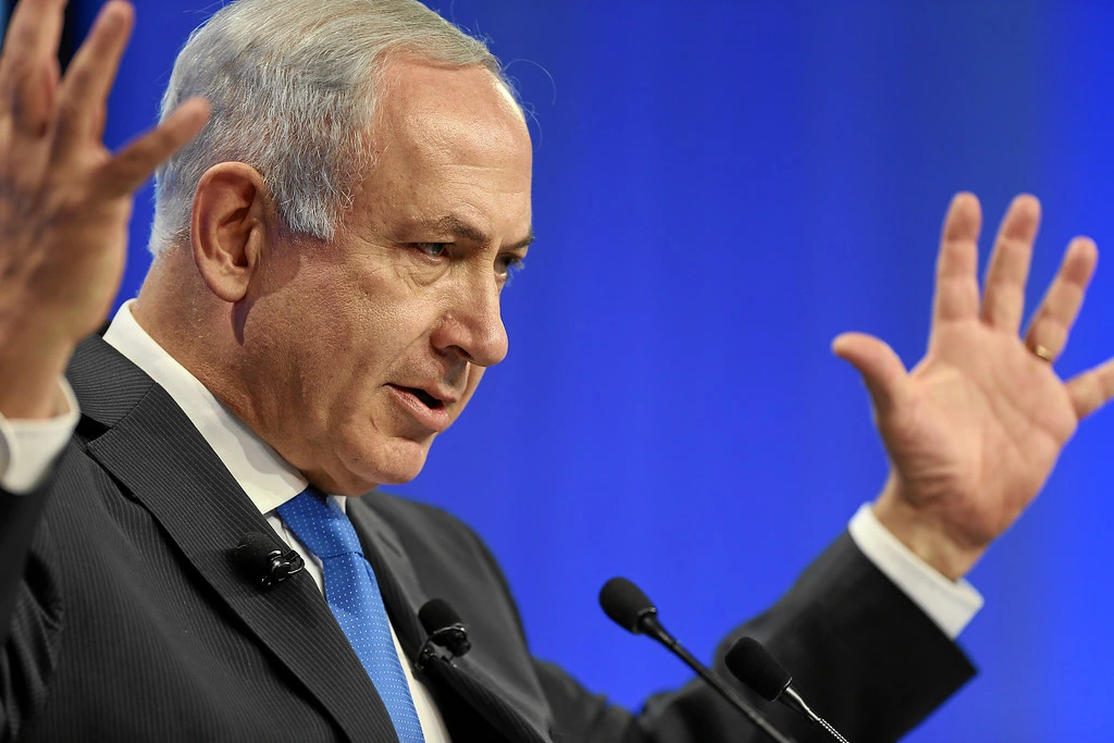 Irã afirma ter atacado o gabinete de Netanyahu