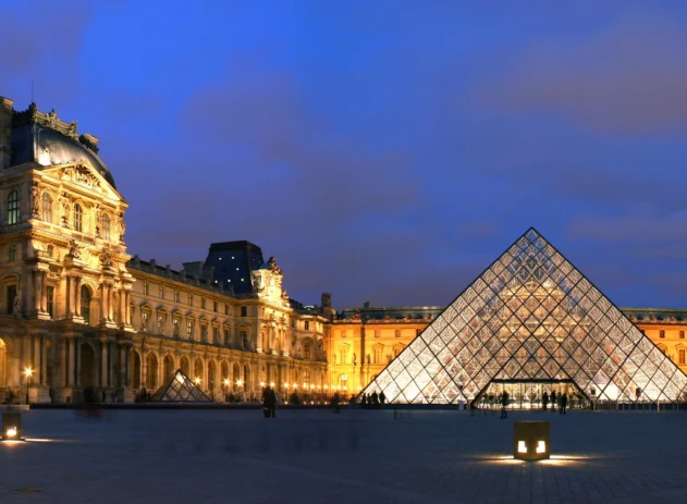 Museu do Louvre