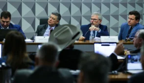 Brasília - 27/10/2025 -Reunião da Comissão Parlamentar Mista de Inquérito (CPMI) do INSS para ouvir o ex-diretor do INSS Alexandre Guimarães.