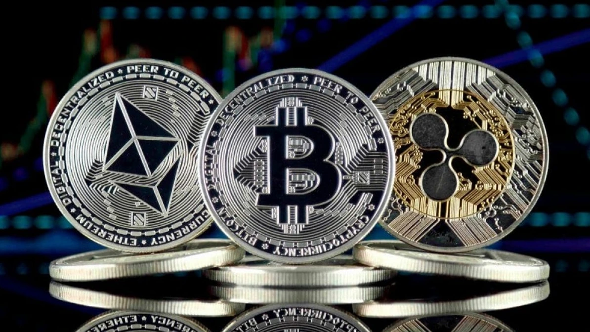 Trump defende avanço das criptomoedas e levanta debate sobre conflitos de interesse