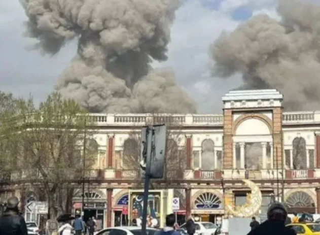 Irã sofre ataque dos EUA e de Israel neste sábado, 28