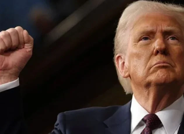 O presidente dos Estados Unidos, Donald Trump, criticou nesta terça-feira (17) os aliados da Otan pela resistência em participar da guerra contra o Irã, ao mesmo tempo em que afirmou que os EUA não dependem de apoio externo para conduzir suas operações militares.